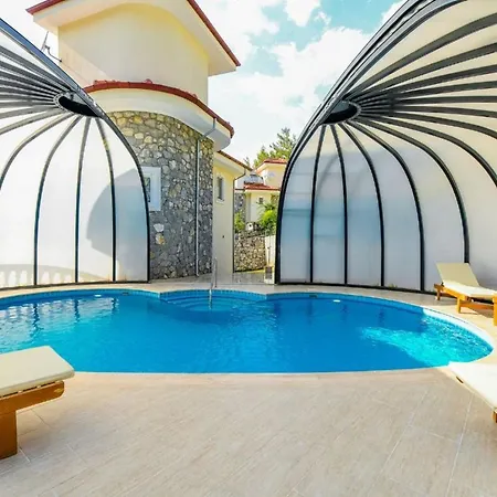 Βίλα 5 Star With 4 Bedrooms, Dalaman 1051 *