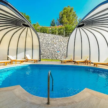 5 Star With 4 Bedrooms, Dalaman 1051