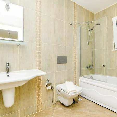 5 Star With 4 Bedrooms, Dalaman 1051 *
